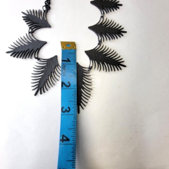 Black and White Spike Pendant or Leaf Motif Necklace - Picture 10 of 16